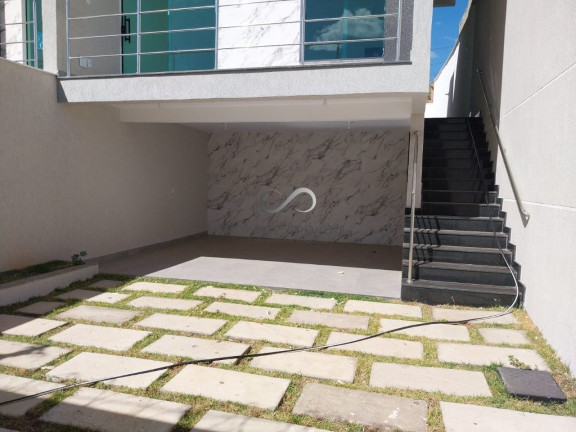 Imagem Casa com 3 Quartos à Venda, 180 m² em Novo  Centro - Santa Luzia