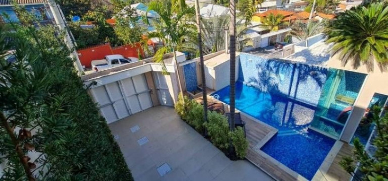 Imagem Casa com 3 Quartos à Venda, 280 m² em Jacarepaguá - Rio De Janeiro