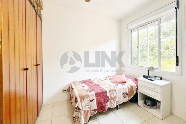 Imagem Imóvel com 4 Quartos à Venda, em Sarandi - Porto Alegre Imagem Imóvel com 4 Quartos à Venda, em Sarandi - Porto Alegre