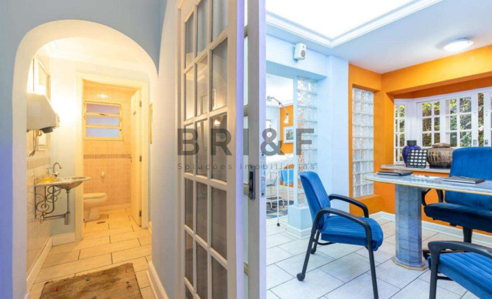 Imagem Casa com 3 Quartos à Venda, 220 m² em Jardim Paulistano - São Paulo Imagem Casa com 3 Quartos à Venda, 220 m² em Jardim Paulistano - São Paulo