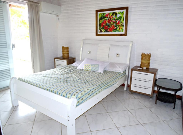 Imagem Casa com 4 Quartos para Alugar ou Temporada, 215 m² em Centro - Porto Belo Imagem Casa com 4 Quartos para Alugar ou Temporada, 215 m² em Centro - Porto Belo