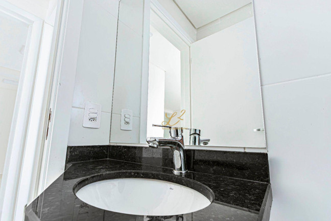 Imagem Apartamento com 2 Quartos para Alugar, 64 m² em Centro Cívico - Curitiba Imagem Apartamento com 2 Quartos para Alugar, 64 m² em Centro Cívico - Curitiba