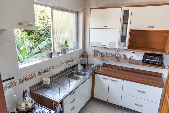 Imagem Imóvel com 2 Quartos à Venda, 111 m² em Santo Antônio - Porto Alegre
