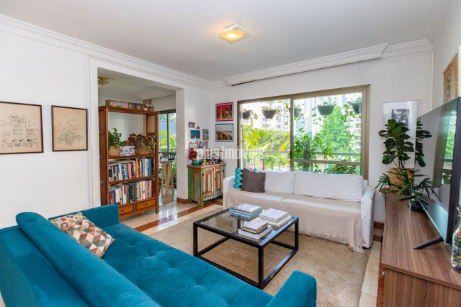 Imagem Apartamento com 3 Quartos à Venda, 151 m² em Real Parque - São Paulo Imagem Apartamento com 3 Quartos à Venda, 151 m² em Real Parque - São Paulo