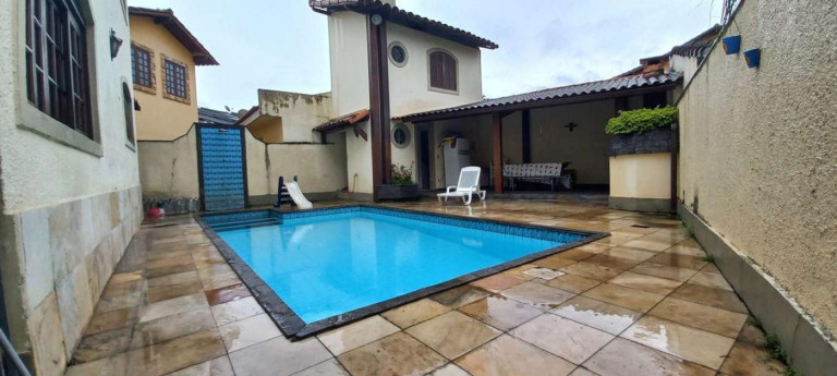 Imagem Casa com 4 Quartos à Venda, 350 m² em Anil - Rio De Janeiro