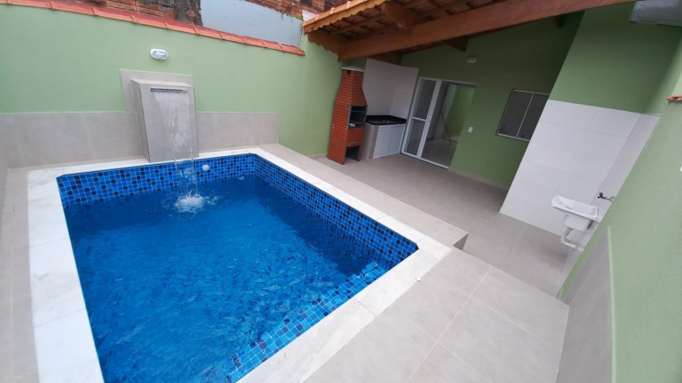 Imagem Casa com 2 Quartos à Venda, 125 m² em Balneário Copacabana Paulista - Mongaguá Imagem Casa com 2 Quartos à Venda, 125 m² em Balneário Copacabana Paulista - Mongaguá