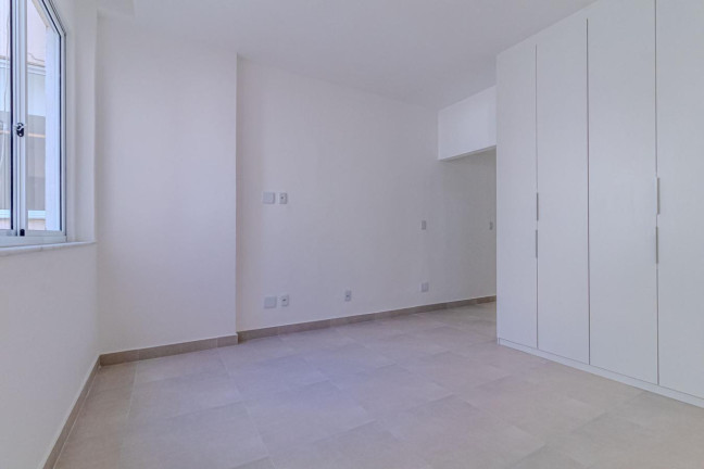 Imagem Apartamento com 3 Quartos à Venda, 135 m² em Copacabana - Rio De Janeiro
