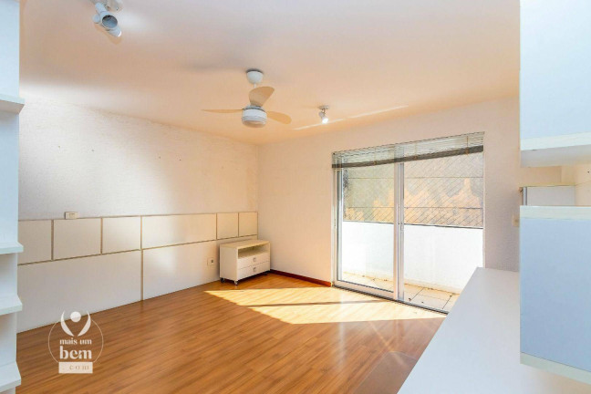 Imagem Casa com 4 Quartos à Venda, 320 m² em Santo Inácio - Curitiba