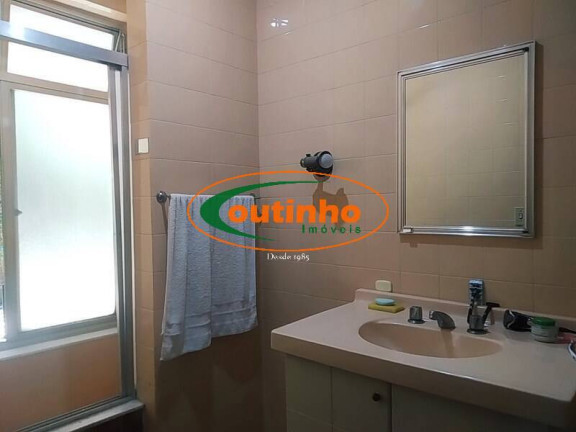 Imagem Casa com 4 Quartos à Venda, 625 m² em Tijuca - Rio De Janeiro Imagem Casa com 4 Quartos à Venda, 625 m² em Tijuca - Rio De Janeiro