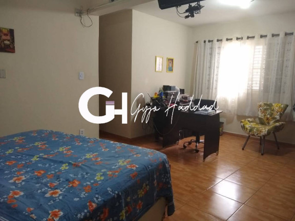 Casa com 3 Quartos à Venda,  em Centro - Votorantim