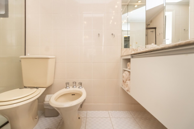 Imagem Imóvel com 4 Quartos à Venda, 217 m² em Itaim Bibi - São Paulo Imagem Imóvel com 4 Quartos à Venda, 217 m² em Itaim Bibi - São Paulo