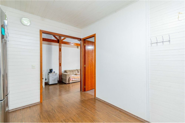 Imagem Casa com 4 Quartos à Venda, em Sarandi - Porto Alegre Imagem Casa com 4 Quartos à Venda, em Sarandi - Porto Alegre