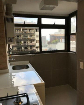 Imagem Imóvel com 2 Quartos à Venda, 81 m² em Icaraí - Niterói Imagem Imóvel com 2 Quartos à Venda, 81 m² em Icaraí - Niterói