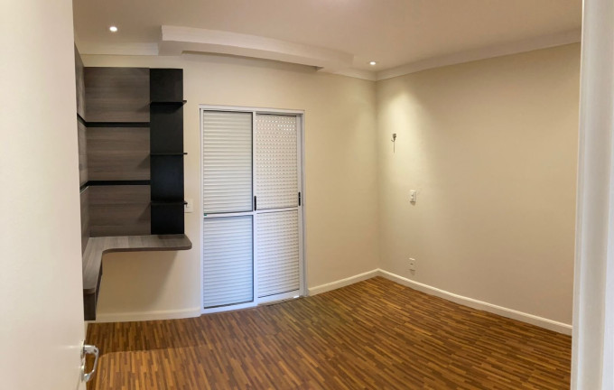 Imagem Casa com 3 Quartos à Venda, em Chácara Ondas Verdes - Cotia Imagem Casa com 3 Quartos à Venda, em Chácara Ondas Verdes - Cotia