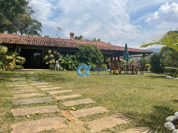 Imagem Casa com 9 Quartos à Venda, 300 m² em Itaipava - Petrópolis Imagem Casa com 9 Quartos à Venda, 300 m² em Itaipava - Petrópolis