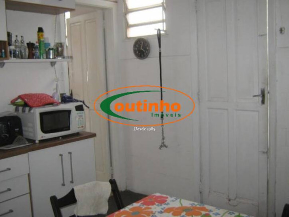 Imagem Casa com 8 Quartos à Venda, 385 m² em Tijuca - Rio De Janeiro Imagem Casa com 8 Quartos à Venda, 385 m² em Tijuca - Rio De Janeiro