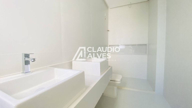 Imagem Casa de Condomínio com 3 Quartos à Venda, 242 m² em Papagaio - Feira De Santana Imagem Casa de Condomínio com 3 Quartos à Venda, 242 m² em Papagaio - Feira De Santana