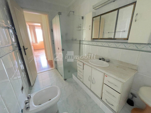Imagem Apartamento com 3 Quartos à Venda, 130 m² em Higienópolis - São Paulo Imagem Apartamento com 3 Quartos à Venda, 130 m² em Higienópolis - São Paulo