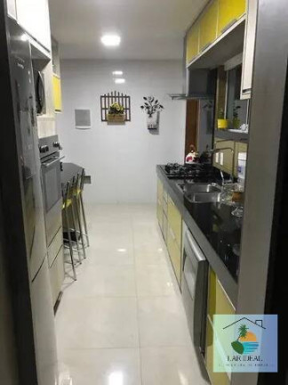 Imagem Casa com 3 Quartos à Venda, 220 m² em Cônego - Nova Friburgo Imagem Casa com 3 Quartos à Venda, 220 m² em Cônego - Nova Friburgo