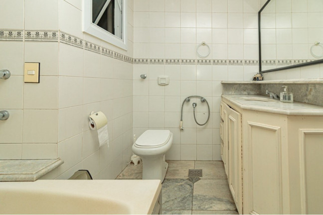 Imagem Imóvel com 2 Quartos à Venda, 63 m² em Santa Cecília - Porto Alegre Imagem Imóvel com 2 Quartos à Venda, 63 m² em Santa Cecília - Porto Alegre