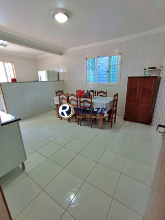 Imagem Casa com 5 Quartos à Venda, 220 m² em Praia Do Morro - Guarapari Imagem Casa com 5 Quartos à Venda, 220 m² em Praia Do Morro - Guarapari