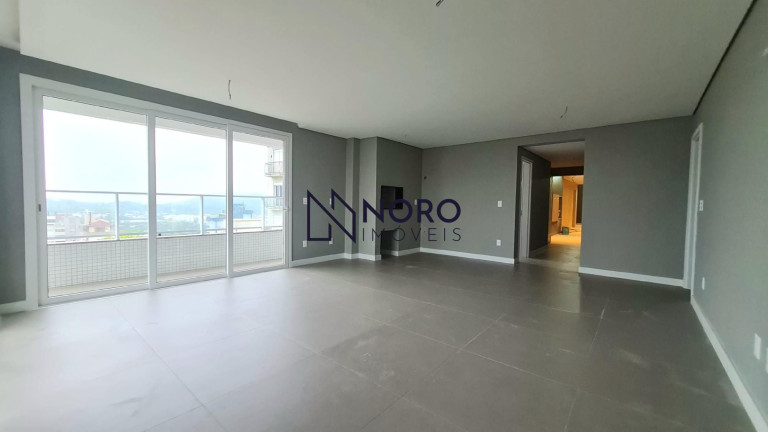 Imagem Apartamento com 3 Quartos à Venda, 125 m² em Nossa Senhora De Lourdes - Santa Maria Imagem Apartamento com 3 Quartos à Venda, 125 m² em Nossa Senhora De Lourdes - Santa Maria
