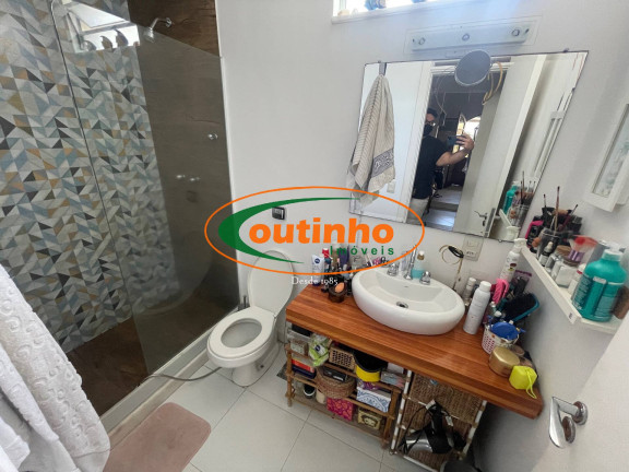 Imagem Apartamento com 2 Quartos à Venda, 110 m² em Tijuca - Rio De Janeiro Imagem Apartamento com 2 Quartos à Venda, 110 m² em Tijuca - Rio De Janeiro