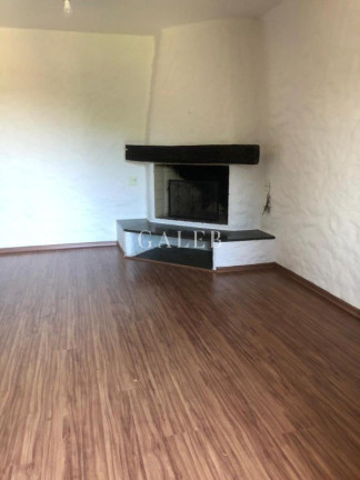 Imagem Casa com 4 Quartos à Venda, 650 m² em Beiral Das Pedras - Atibaia Imagem Casa com 4 Quartos à Venda, 650 m² em Beiral Das Pedras - Atibaia