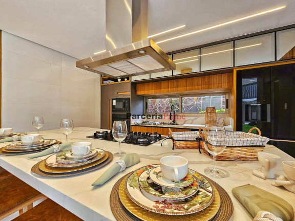Imagem Casa com 6 Quartos à Venda, 327 m² em Riviera Módulo 5 - Bertioga Imagem Casa com 6 Quartos à Venda, 327 m² em Riviera Módulo 5 - Bertioga