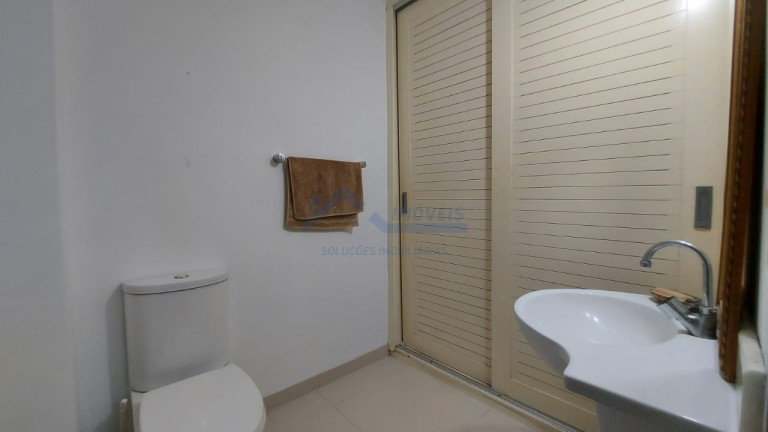 Imagem Sobrado com 3 Quartos à Venda, 325 m² em Vila Assunção - Porto Alegre Imagem Sobrado com 3 Quartos à Venda, 325 m² em Vila Assunção - Porto Alegre