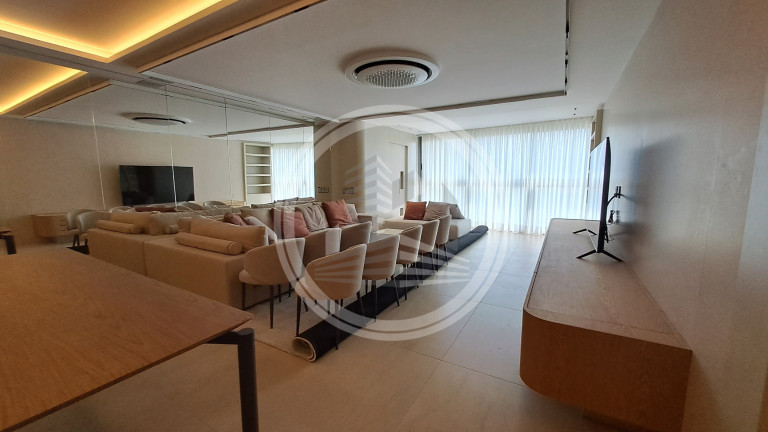 Imagem Apartamento com 4 Quartos à Venda, 230 m² em Centro - Balneário Camboriú Imagem Apartamento com 4 Quartos à Venda, 230 m² em Centro - Balneário Camboriú