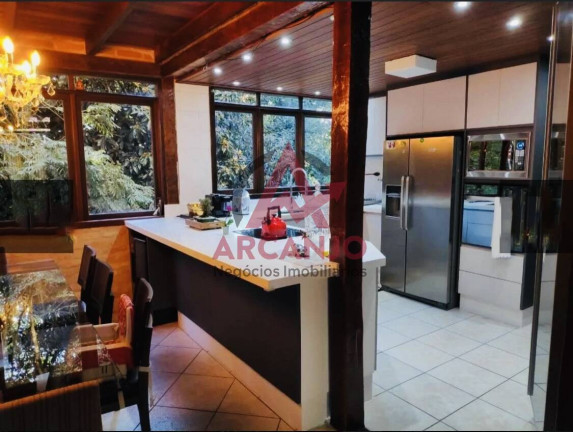Imagem Casa com 3 Quartos à Venda, 300 m² em Roseira - Mairiporã Imagem Casa com 3 Quartos à Venda, 300 m² em Roseira - Mairiporã
