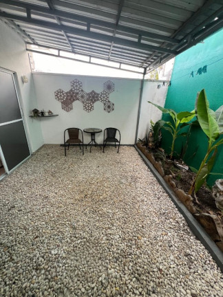 Imagem Casa com 2 Quartos à Venda, 72 m² em Flores - Manaus Imagem Casa com 2 Quartos à Venda, 72 m² em Flores - Manaus