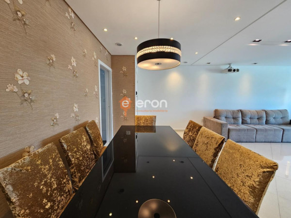Imagem Apartamento com 3 Quartos à Venda, 150 m²