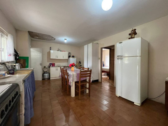 Imagem Casa com 4 Quartos à Venda, 210 m² em Centro - Balneário Barra Do Sul Imagem Casa com 4 Quartos à Venda, 210 m² em Centro - Balneário Barra Do Sul