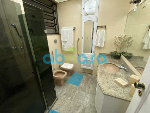 Imagem Apartamento com 3 Quartos à Venda, 250 m² em Copacabana - Rio De Janeiro
