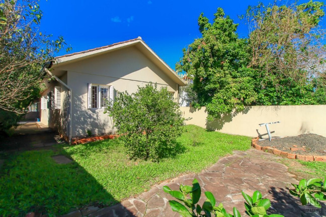 Imagem Casa com 3 Quartos à Venda, 139 m² em Ipanema - Porto Alegre Imagem Casa com 3 Quartos à Venda, 139 m² em Ipanema - Porto Alegre
