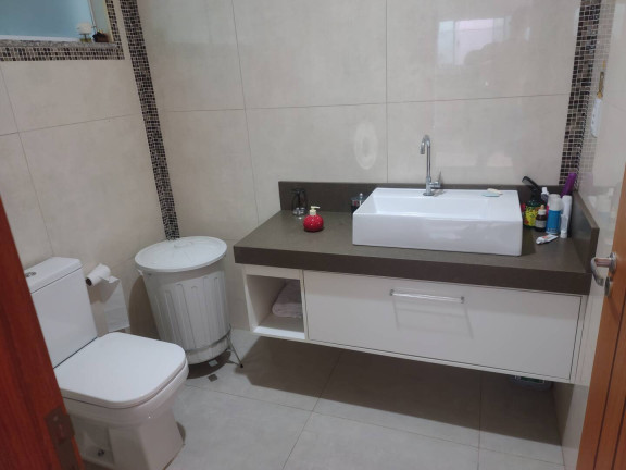Imagem Casa com 3 Quartos à Venda, 320 m² em Iporanga - Sorocaba Imagem Casa com 3 Quartos à Venda, 320 m² em Iporanga - Sorocaba