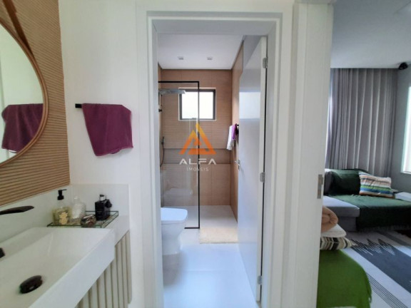 Imagem Casa de Condomínio com 3 Quartos à Venda, 300 m² Imagem Casa de Condomínio com 3 Quartos à Venda, 300 m²