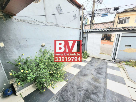 Imagem Casa com 2 Quartos à Venda, 480 m² em Irajá - Rio De Janeiro Imagem Casa com 2 Quartos à Venda, 480 m² em Irajá - Rio De Janeiro