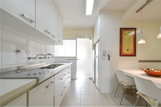 Imagem Apartamento com 3 Quartos à Venda, 175 m² em Moema - São Paulo