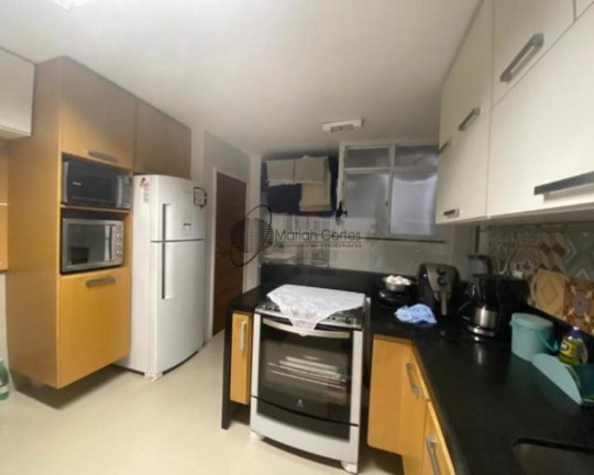 Imagem Imóvel com 3 Quartos à Venda, 1 m² em Santa Rosa - Niterói Imagem Imóvel com 3 Quartos à Venda, 1 m² em Santa Rosa - Niterói