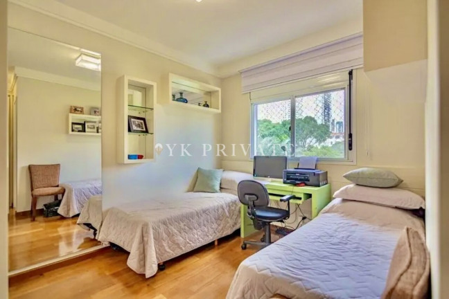 Imagem Apartamento com 3 Quartos à Venda, 172 m² em Vila Romana - São Paulo