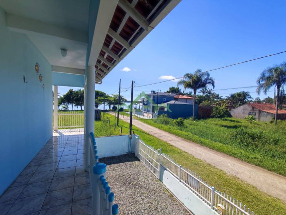 Imagem Sobrado com 3 Quartos à Venda, 170 m² em Pinheiros - Balneário Barra Do Sul
