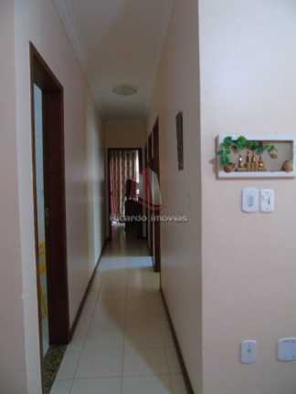 Imagem Imóvel com 3 Quartos à Venda, em Vila Nova - Cabo Frio Imagem Imóvel com 3 Quartos à Venda, em Vila Nova - Cabo Frio
