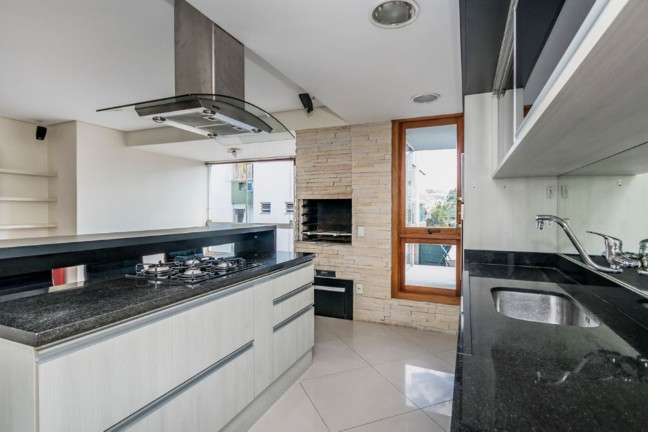 Imagem Imóvel com 2 Quartos à Venda, 83 m² em Jardim Botânico - Porto Alegre Imagem Imóvel com 2 Quartos à Venda, 83 m² em Jardim Botânico - Porto Alegre