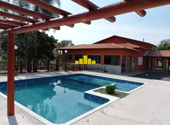 Imagem Chácara com 4 Quartos à Venda, 1.264 m² em Centro - Capela Do Alto Imagem Chácara com 4 Quartos à Venda, 1.264 m² em Centro - Capela Do Alto