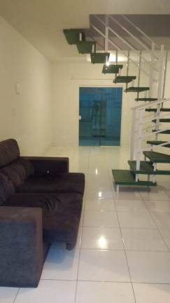 Sobrado com 2 Quartos à Venda, 115 m² em Santa Regina - Camboriú