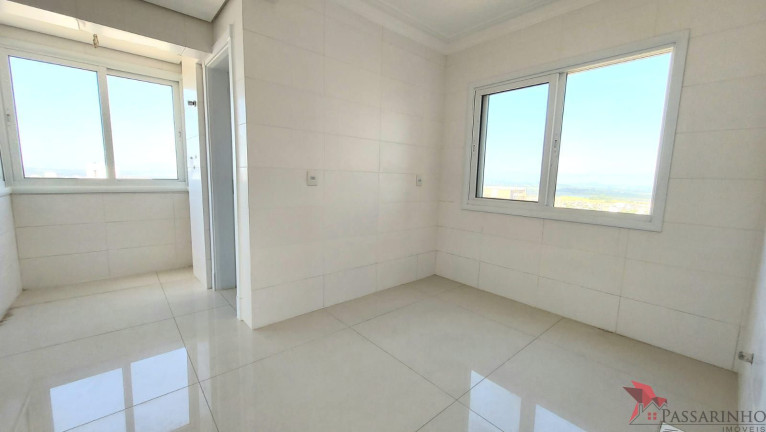 Imagem Apartamento com 4 Quartos à Venda, 250 m² em Praia Grande - Torres Imagem Apartamento com 4 Quartos à Venda, 250 m² em Praia Grande - Torres
