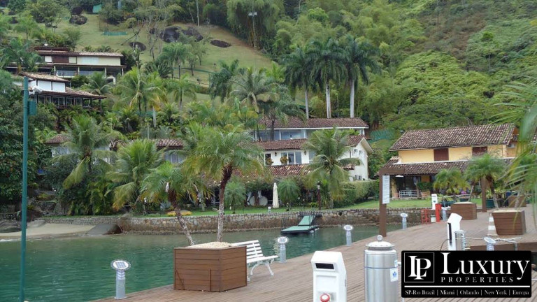 Imagem Casa de Condomínio com 5 Quartos à Venda, em Frade (cunhambebe) - Angra Dos Reis Imagem Casa de Condomínio com 5 Quartos à Venda, em Frade (cunhambebe) - Angra Dos Reis